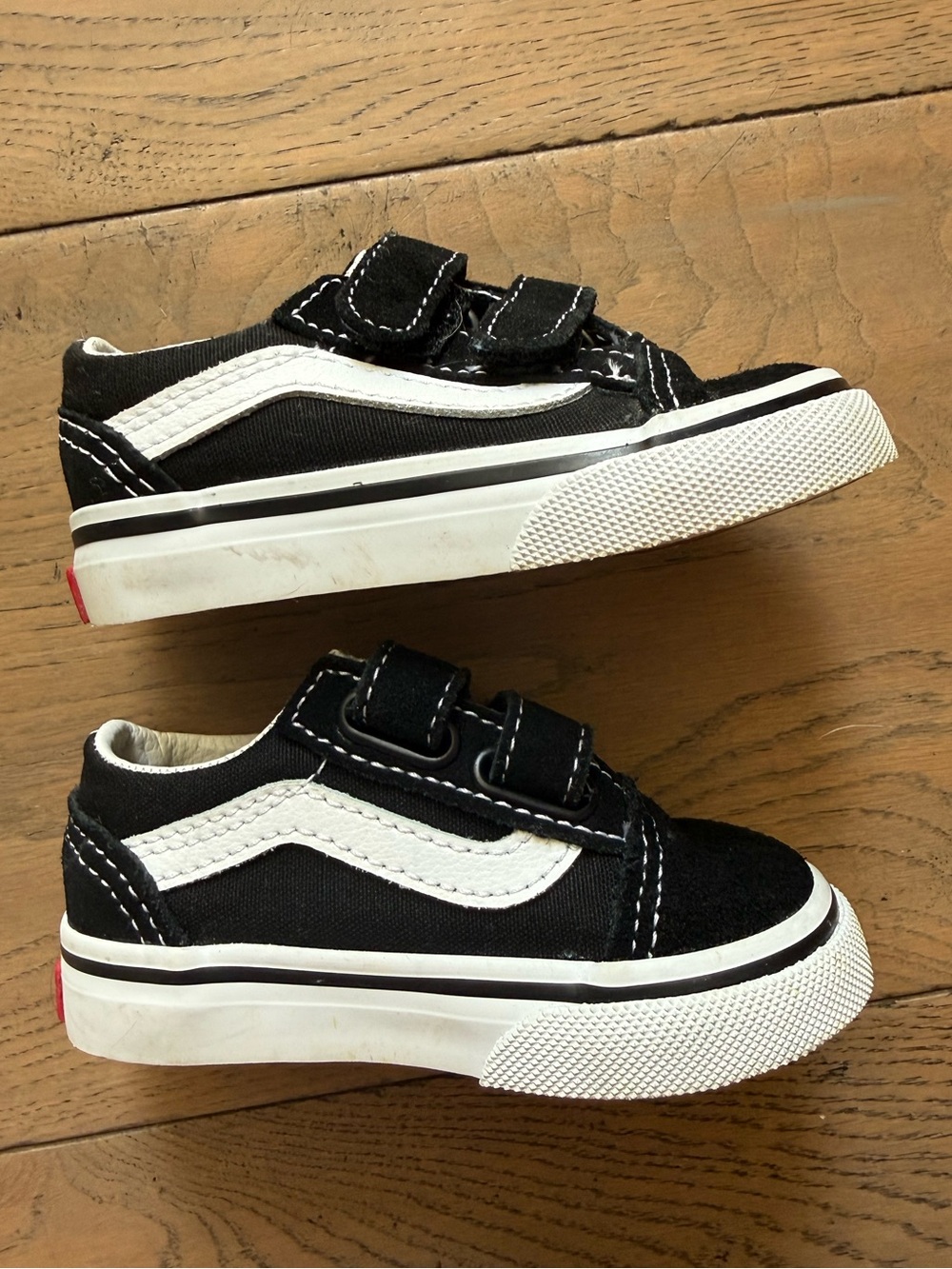 Vans Old Skool V Black White Sneakers Toddler 4.5